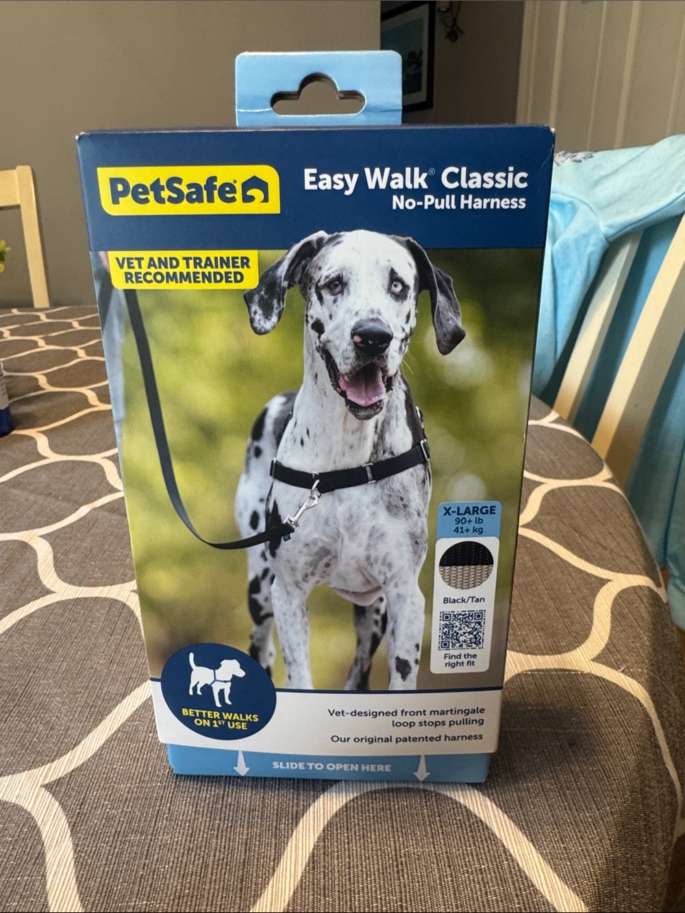 New in Box PetSafe Easy Walk Classic No-Pull Dog Harness - Black/Tan XL 90-plus